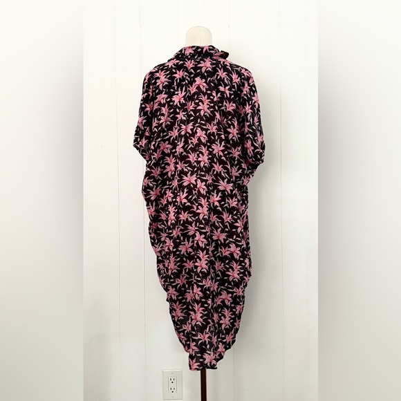 ACACIA Swimwear Mombasa Oversized Button Up Shirt Dress in Madonna Small - Picture 7 of 11